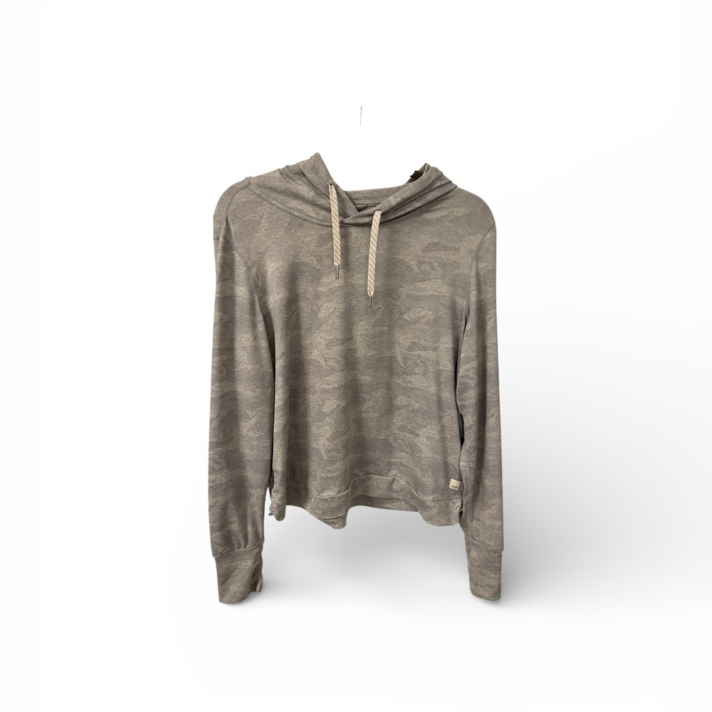 Vuori Heather Gray Camo Essential Halo Hoodie size L